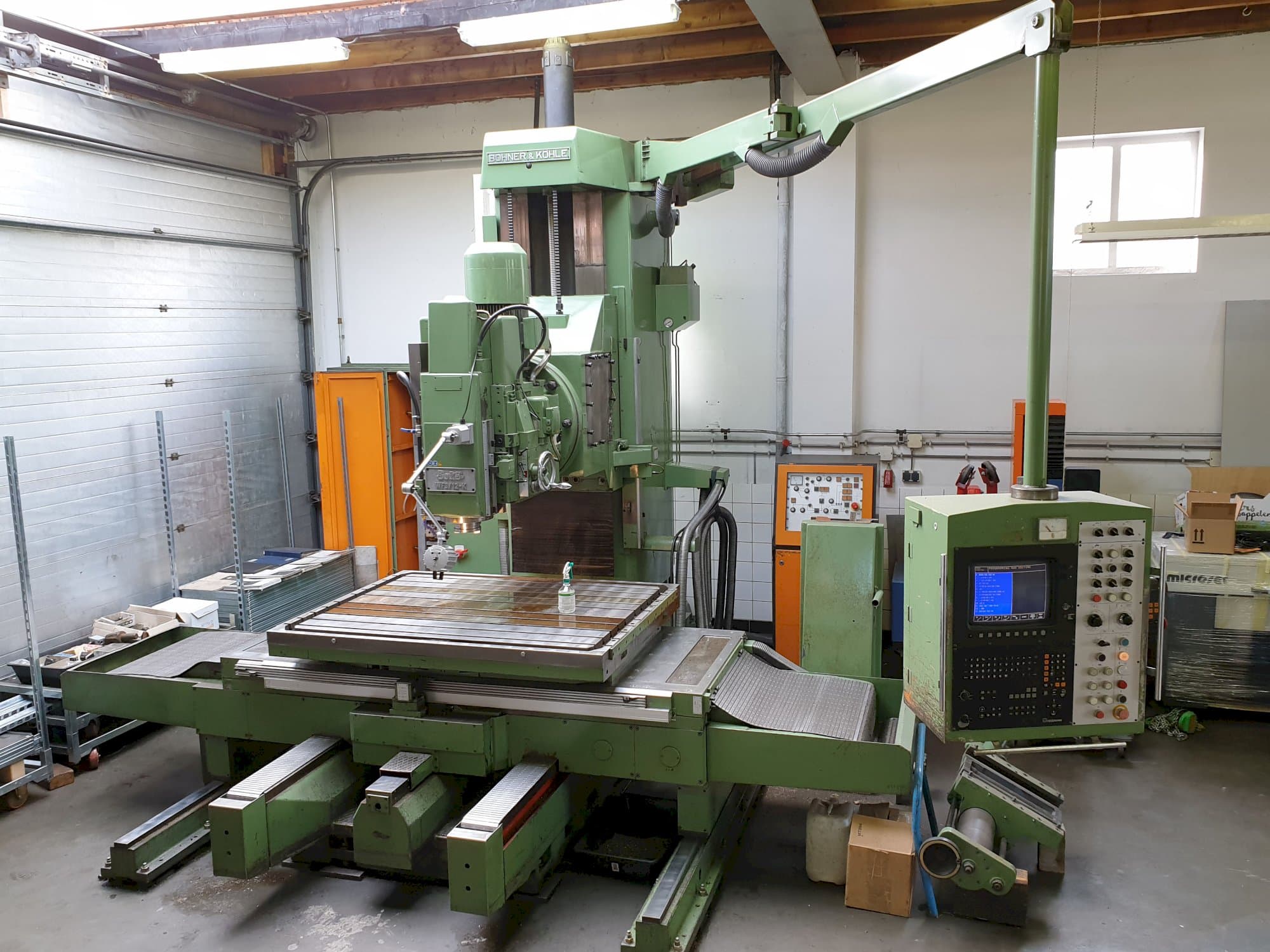 Čelní pohled  na Bokö WF3 stroj