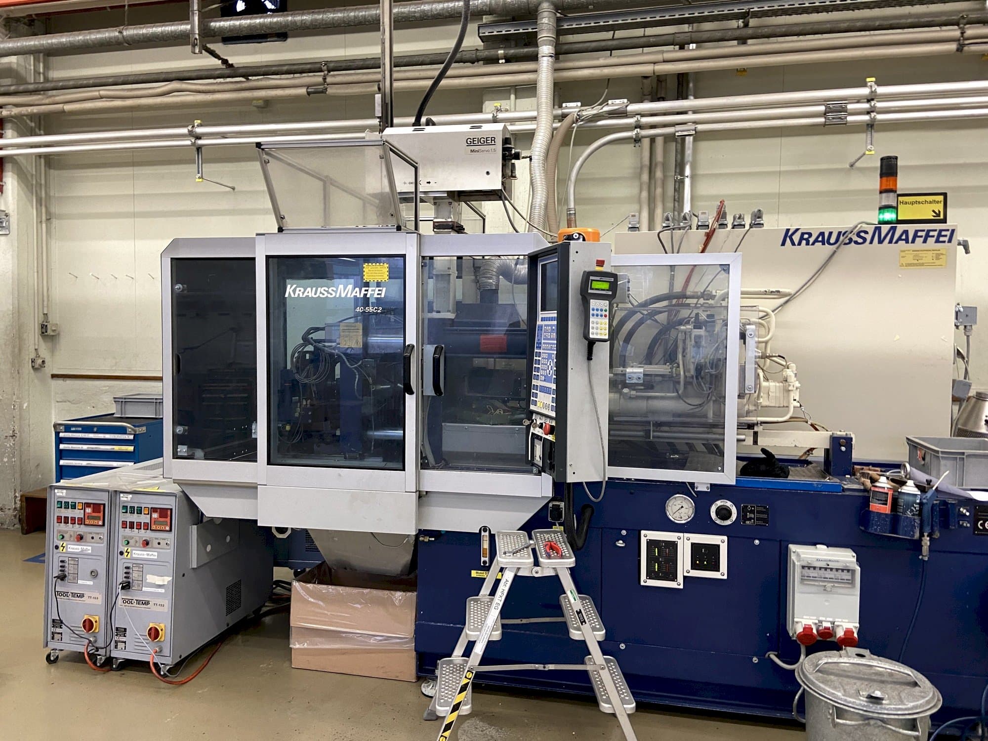 Čelní pohled  na Krauss Maffei 40/55 C2  stroj