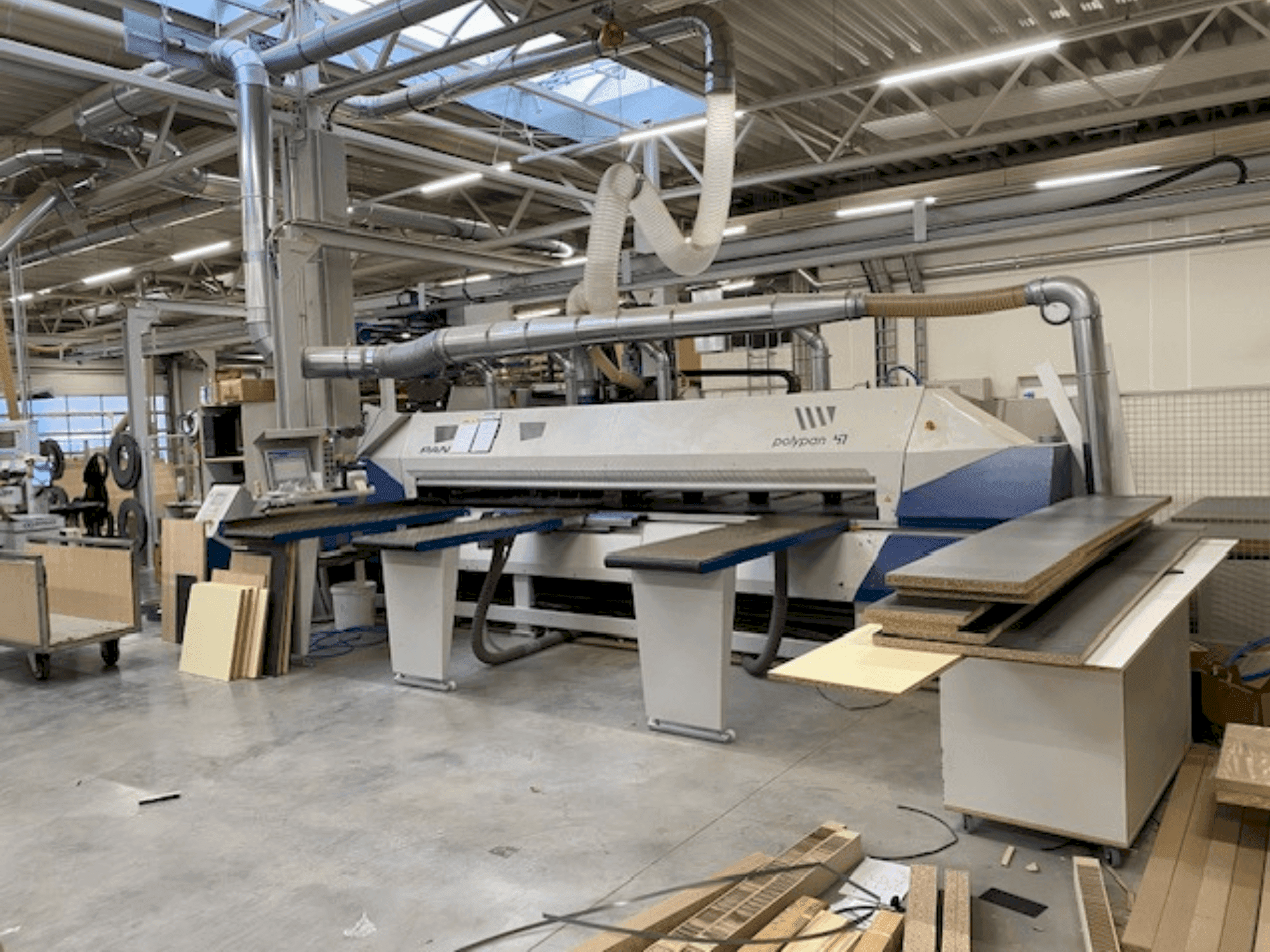 Čelní pohled  na PANHANS POLYPAN 47 F  stroj