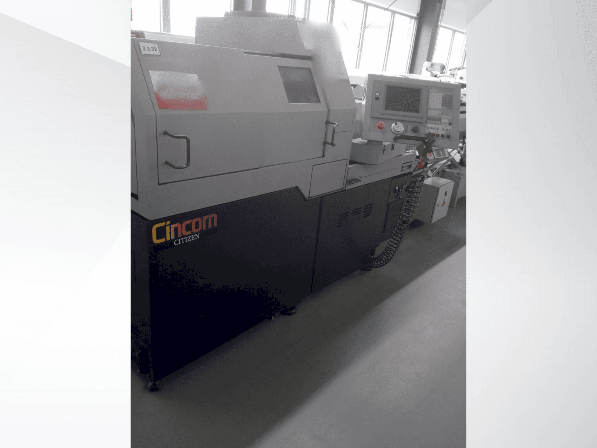 Čelní pohled  na Citizen L5-20  stroj