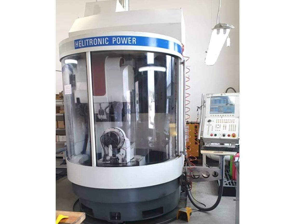 Čelní pohled  na Walter Helitronic Power  stroj