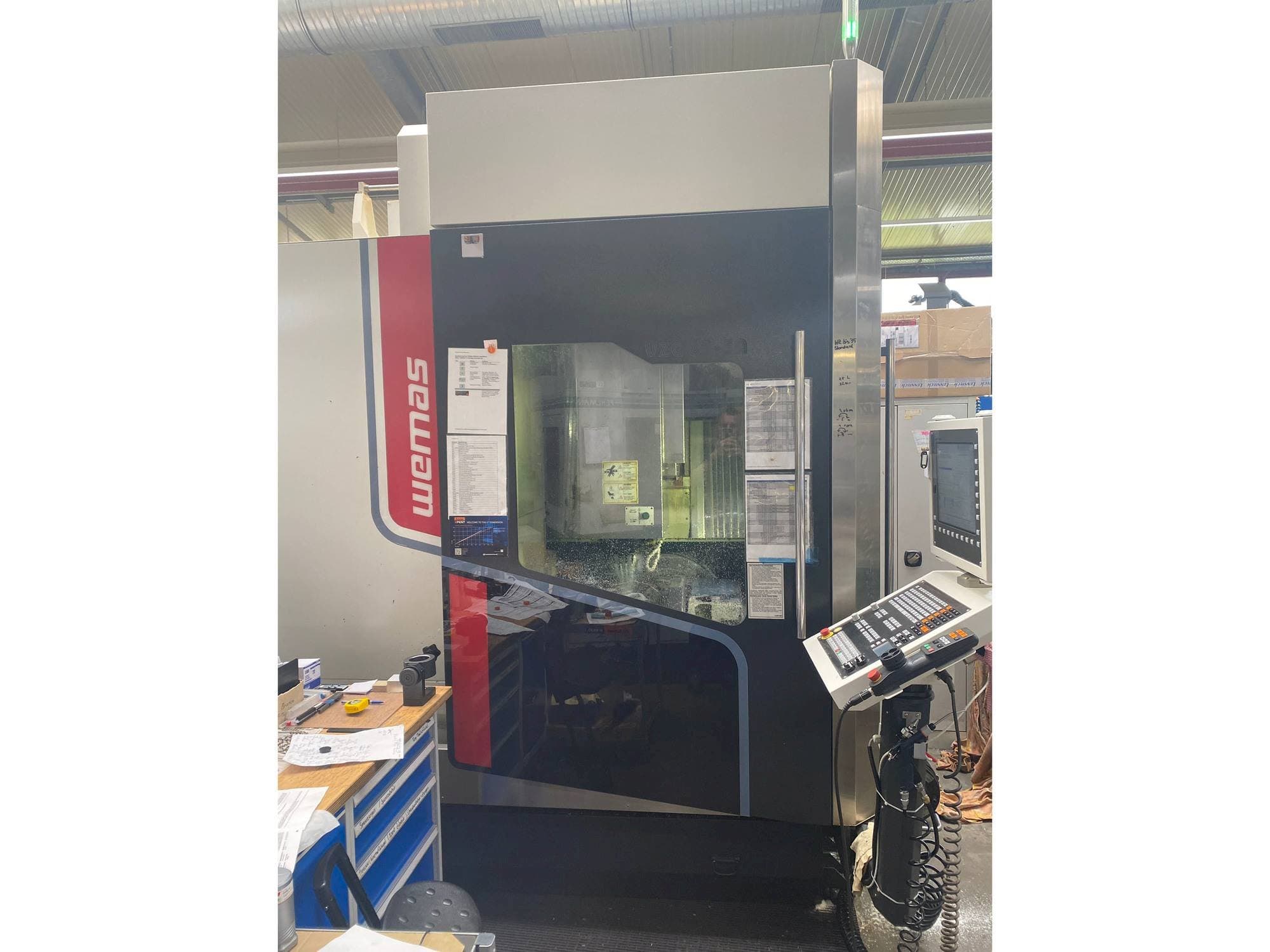 Čelní pohled  na WEMAS VZG 65-5A  stroj