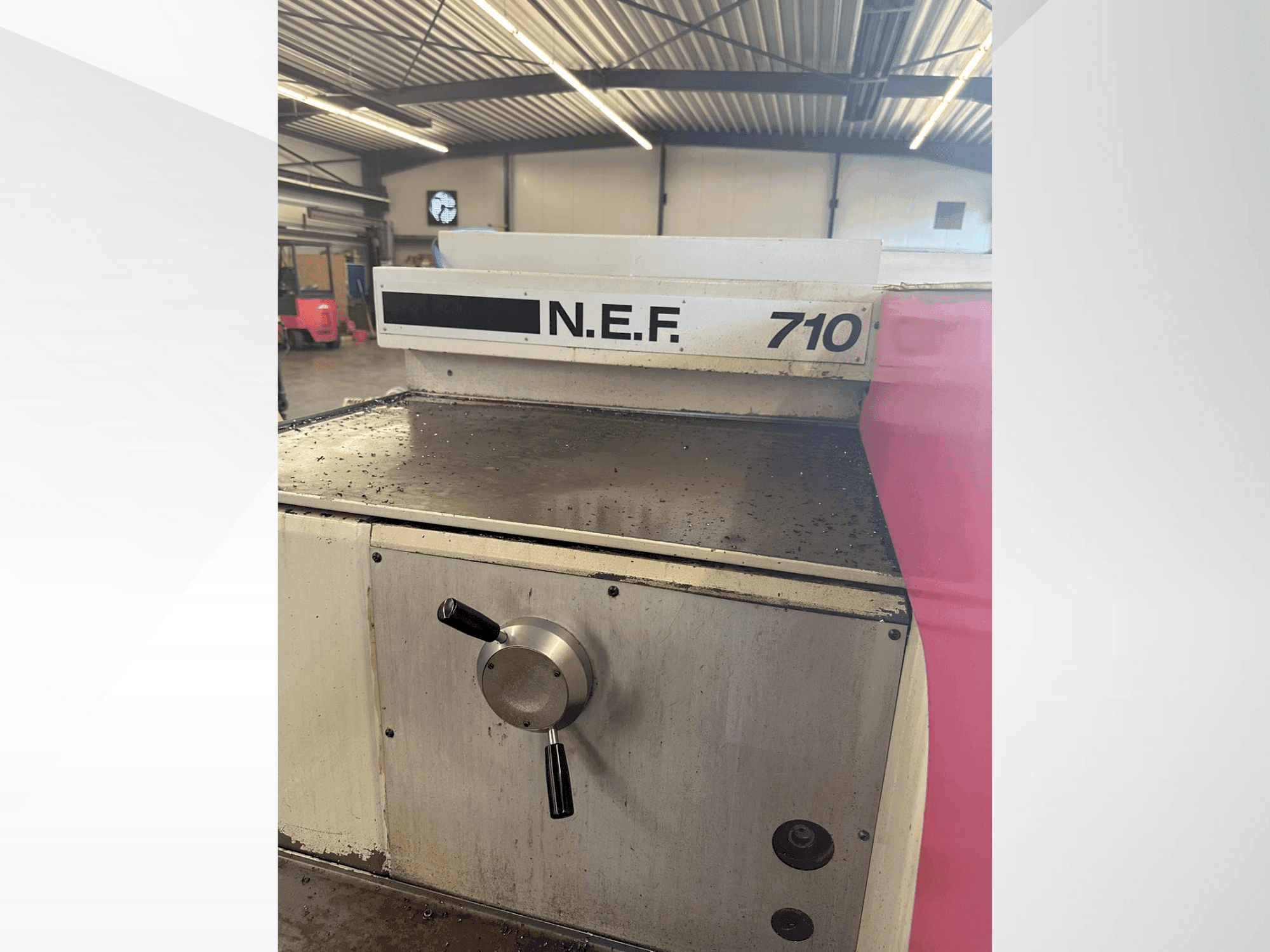 Čelní pohled  na Gildemeister Gildemeister NEF 710  stroj