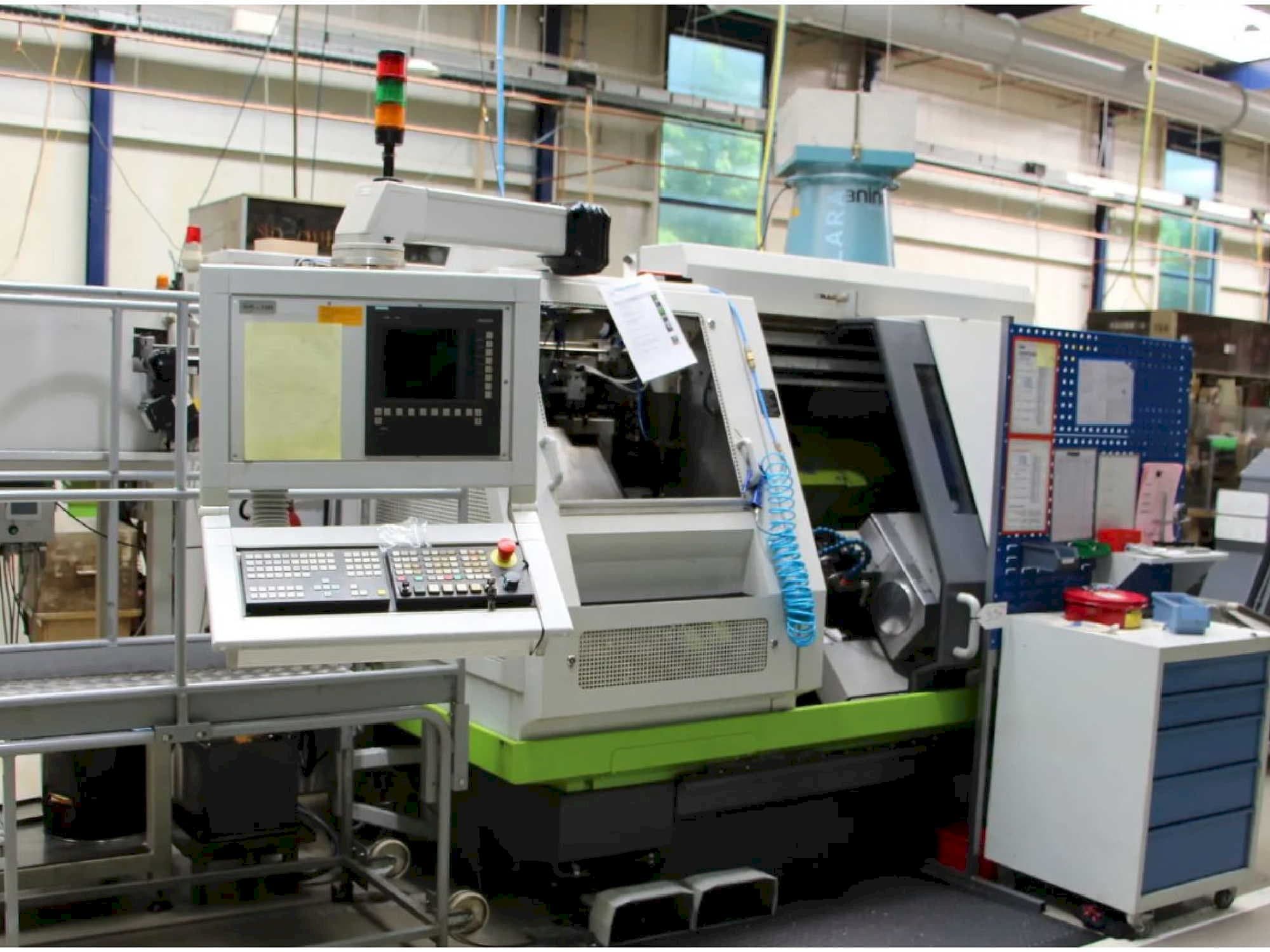 Čelní pohled  na Benzinger TNI - B6  stroj