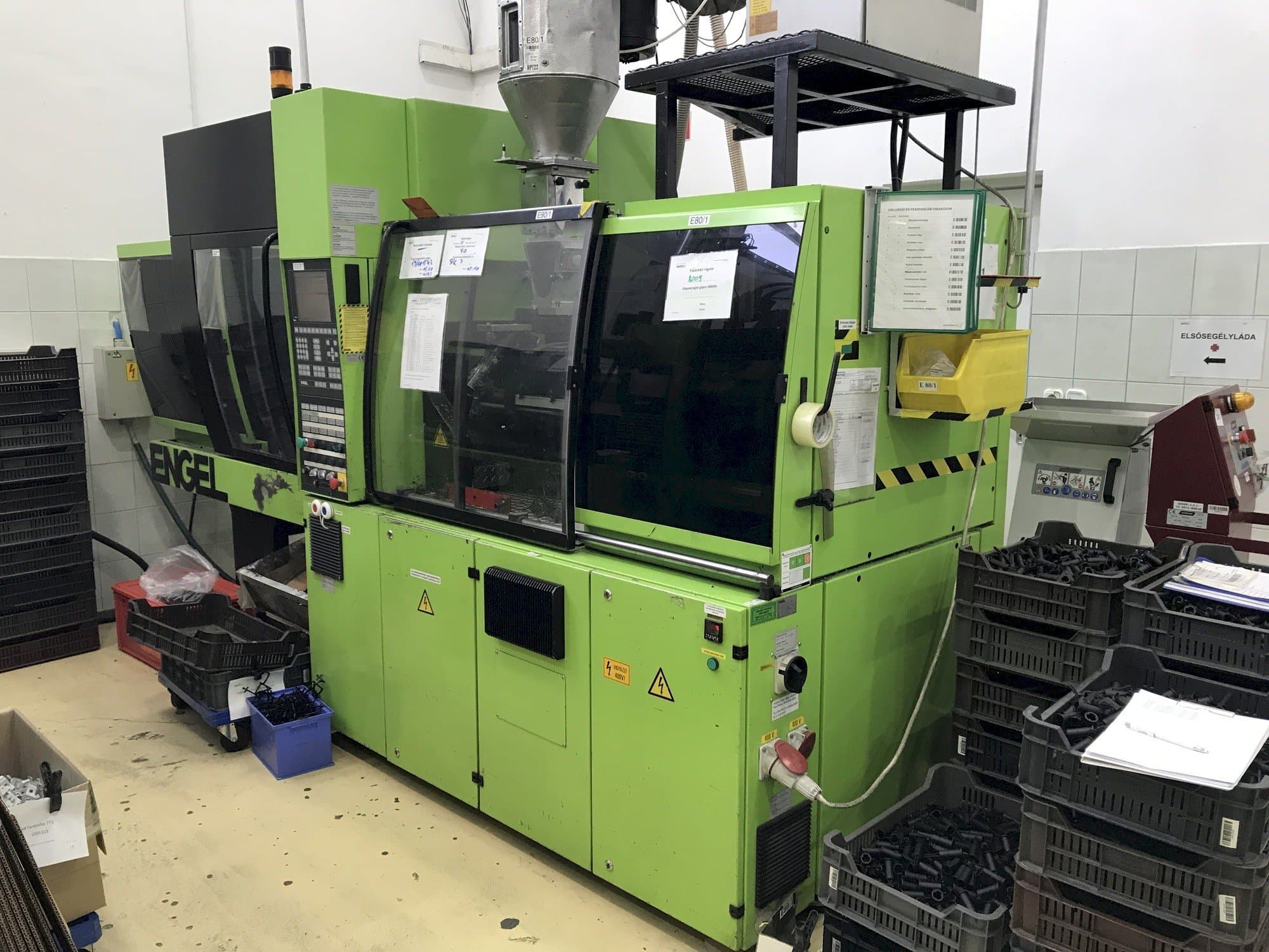 Čelní pohled  na ENGEL VC 200/60 Tech  stroj