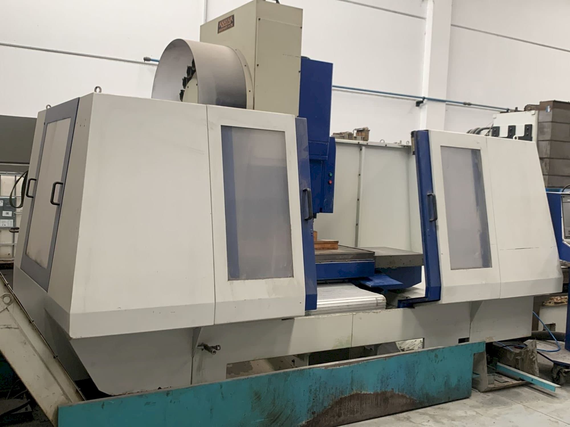 Čelní pohled  na ANAYAK Anakmatik-9  stroj