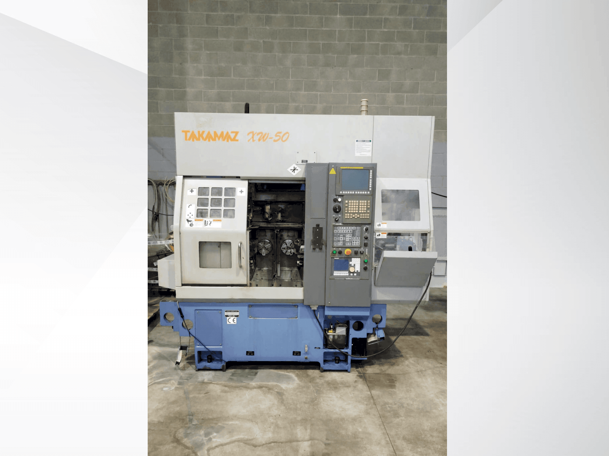 Čelní pohled  na Takamaz NW 50  stroj