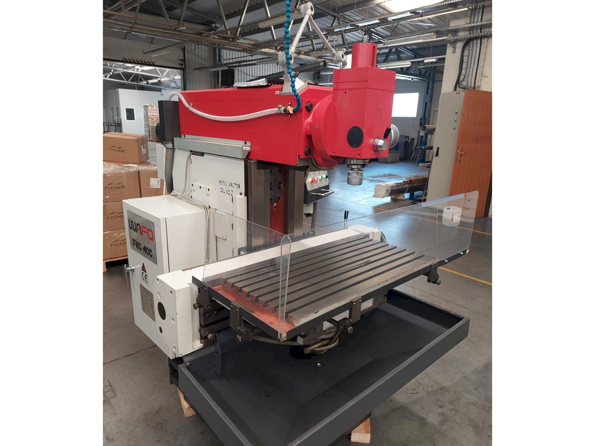 Čelní pohled  na WAFO FNC 40C  stroj