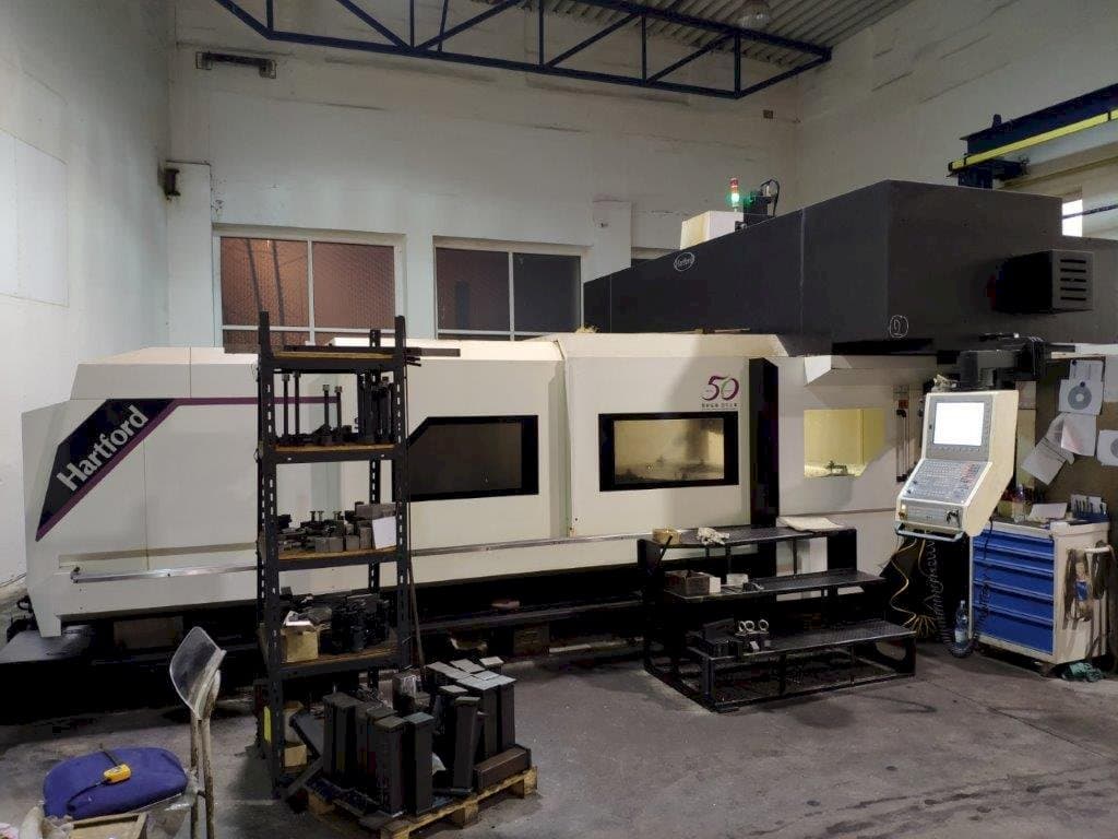 Čelní pohled  na Hartford SW-426  stroj