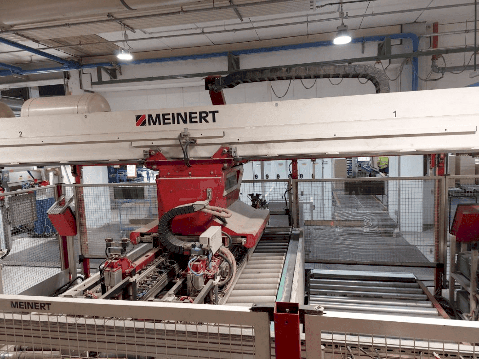 Čelní pohled  na IMA Complete Line  stroj