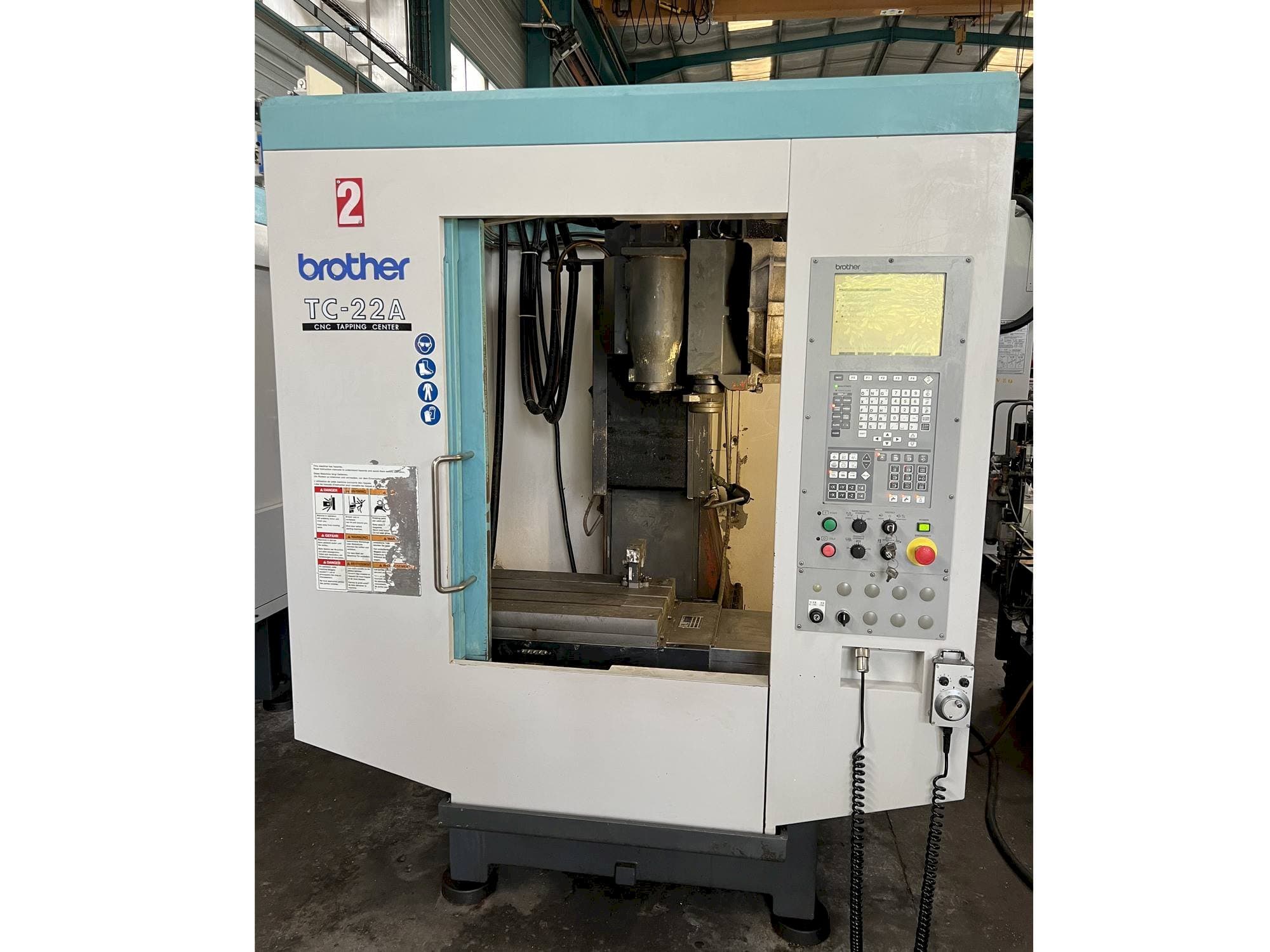 Čelní pohled  na Brother TC-22A  stroj