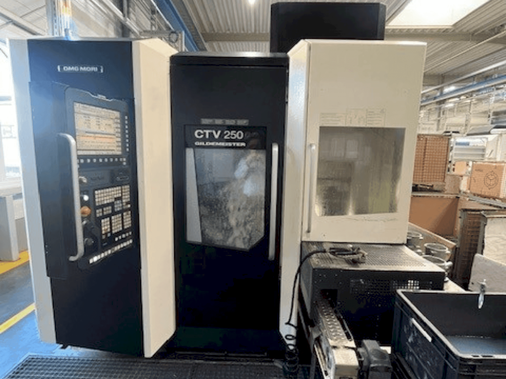 Čelní pohled  na DMG MORI Gildemeister CTV 250 2nd  stroj