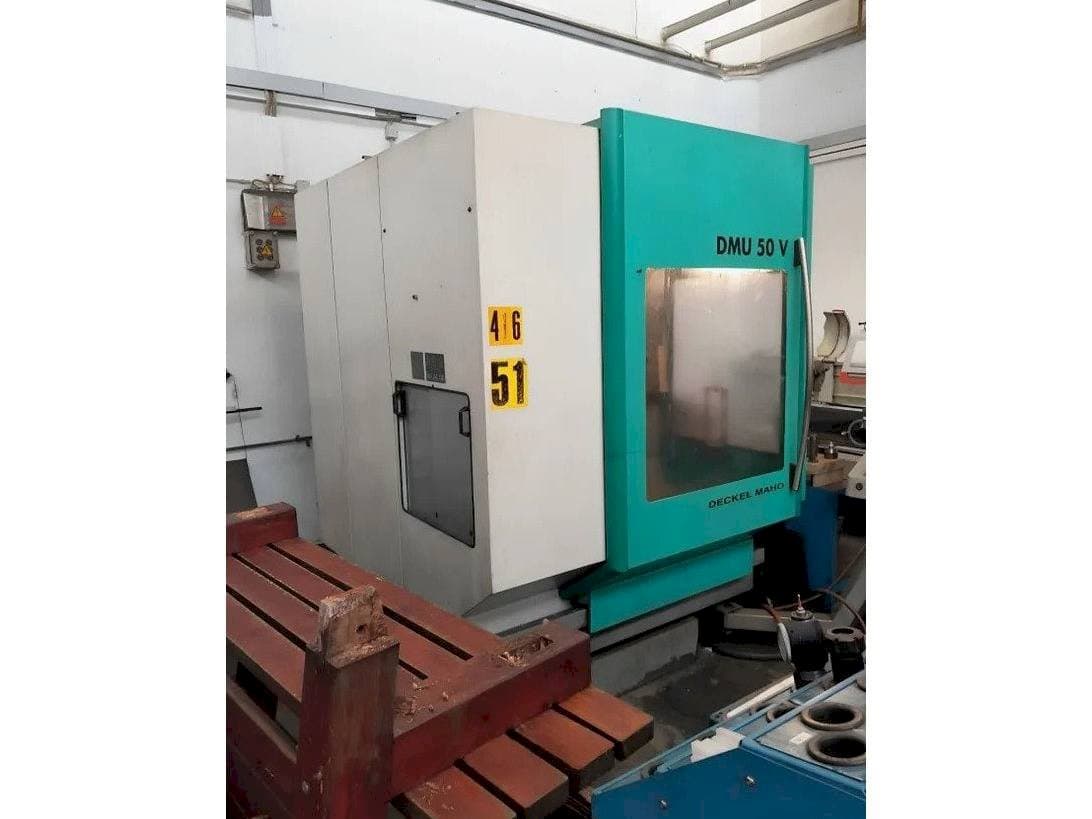 Levý boční pohled  na DECKEL MAHO DMU 50 V  stroj