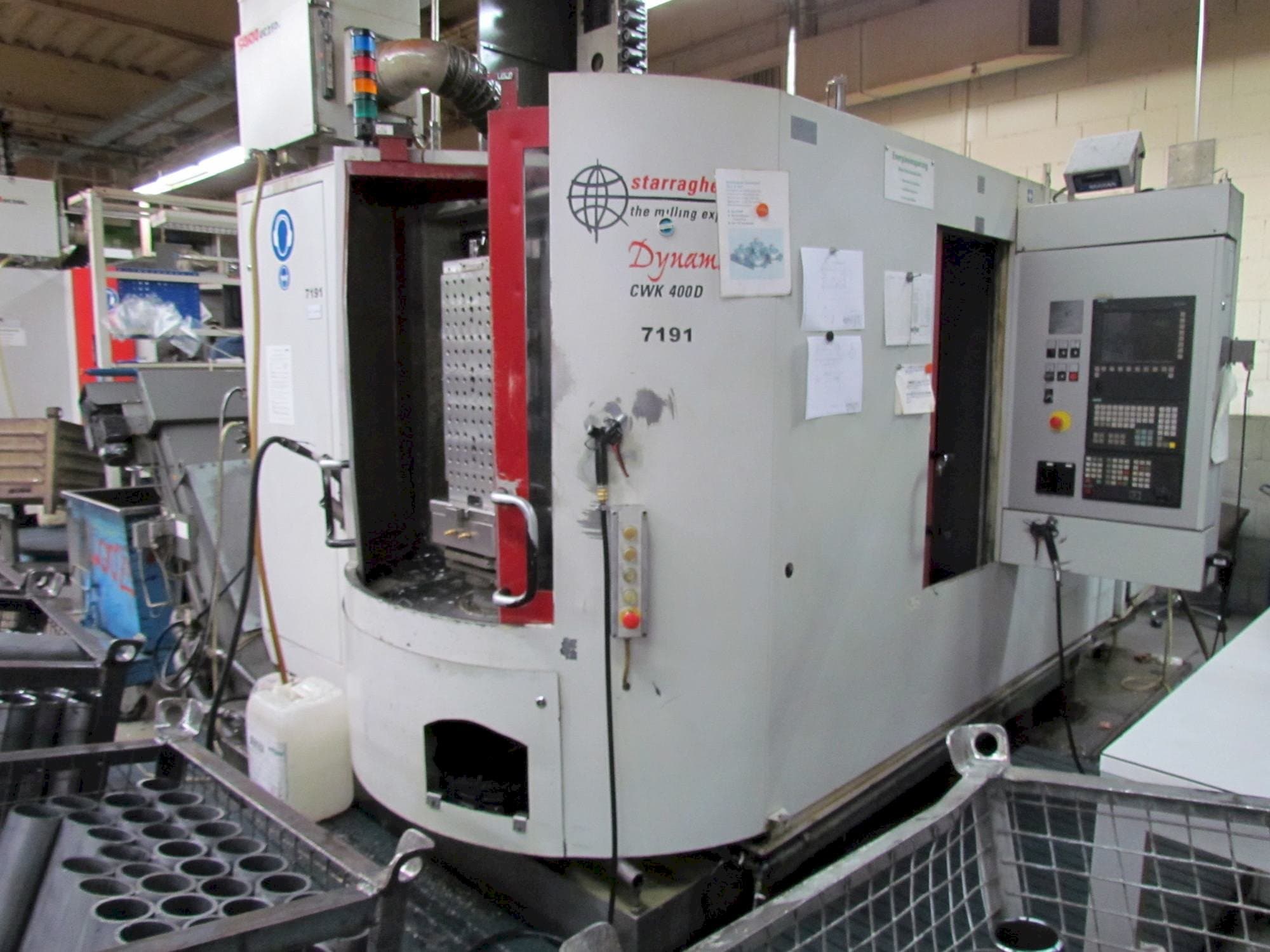 Čelní pohled  na Heckert CWK 400 D  stroj