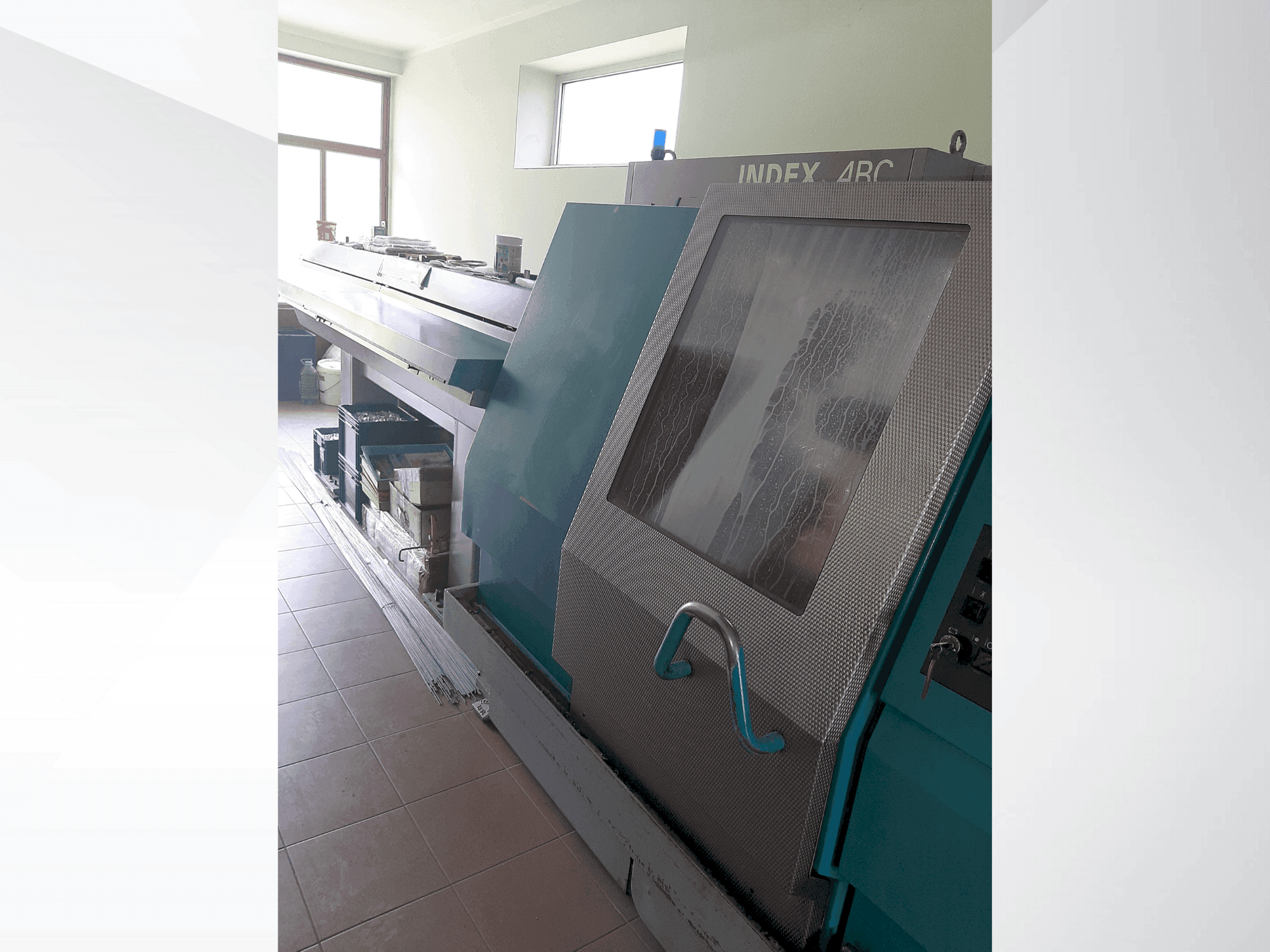 Čelní pohled  na Index ABC 42  stroj