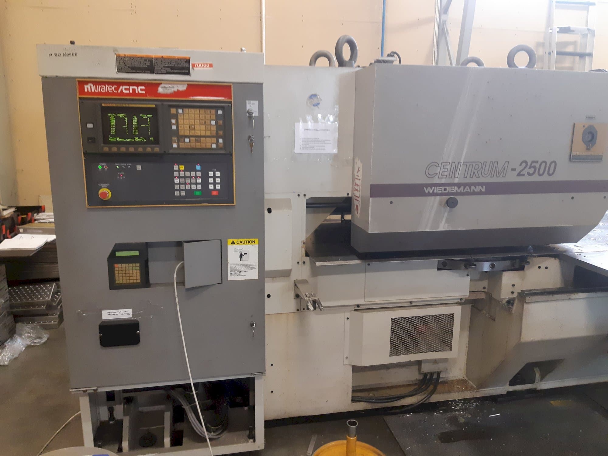 Čelní pohled  na Murata Wiedemann C-2500  stroj