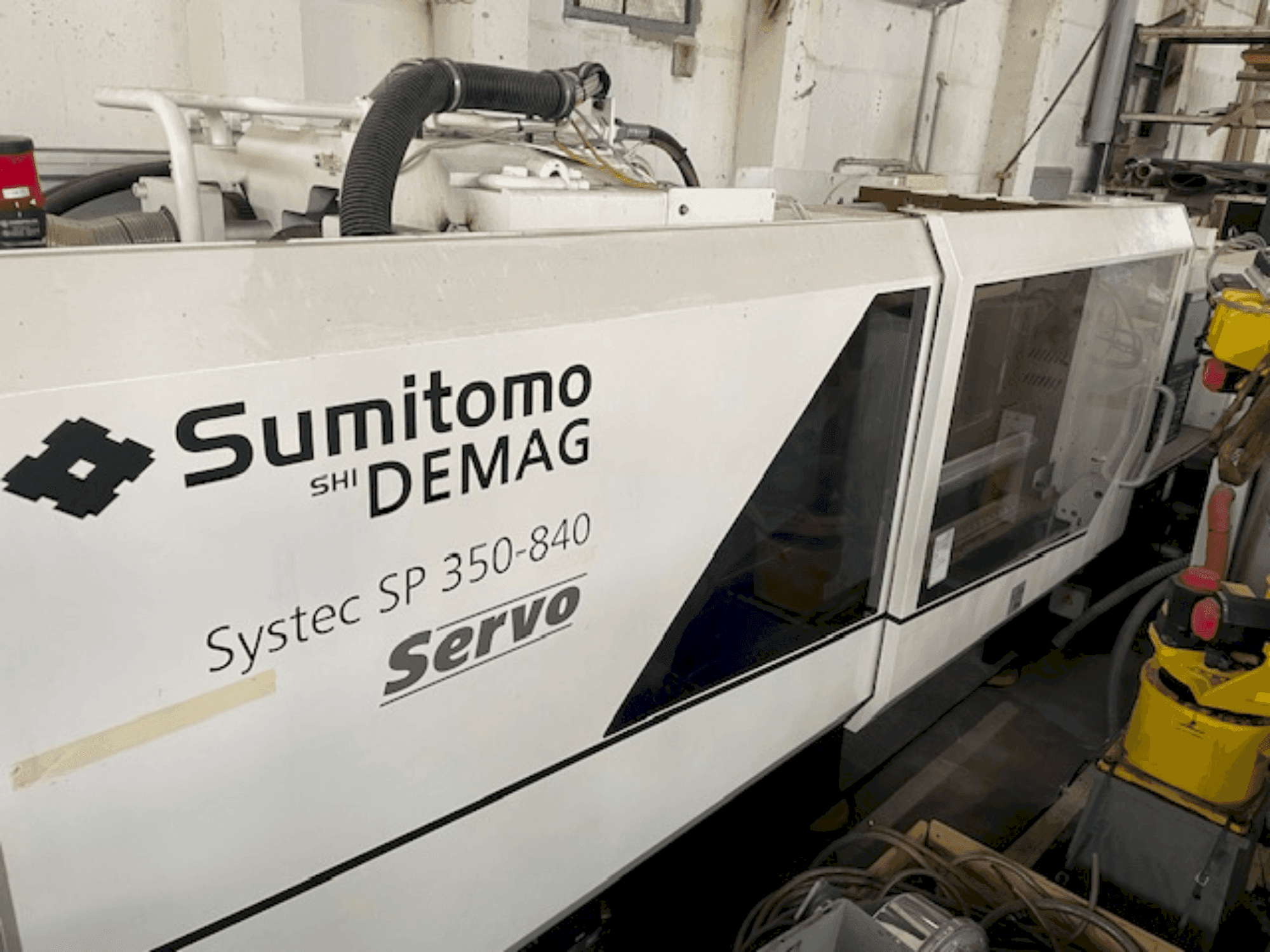 Čelní pohled  na SUMITOMO SHI DEMAG Systec SP 350/720-840  stroj
