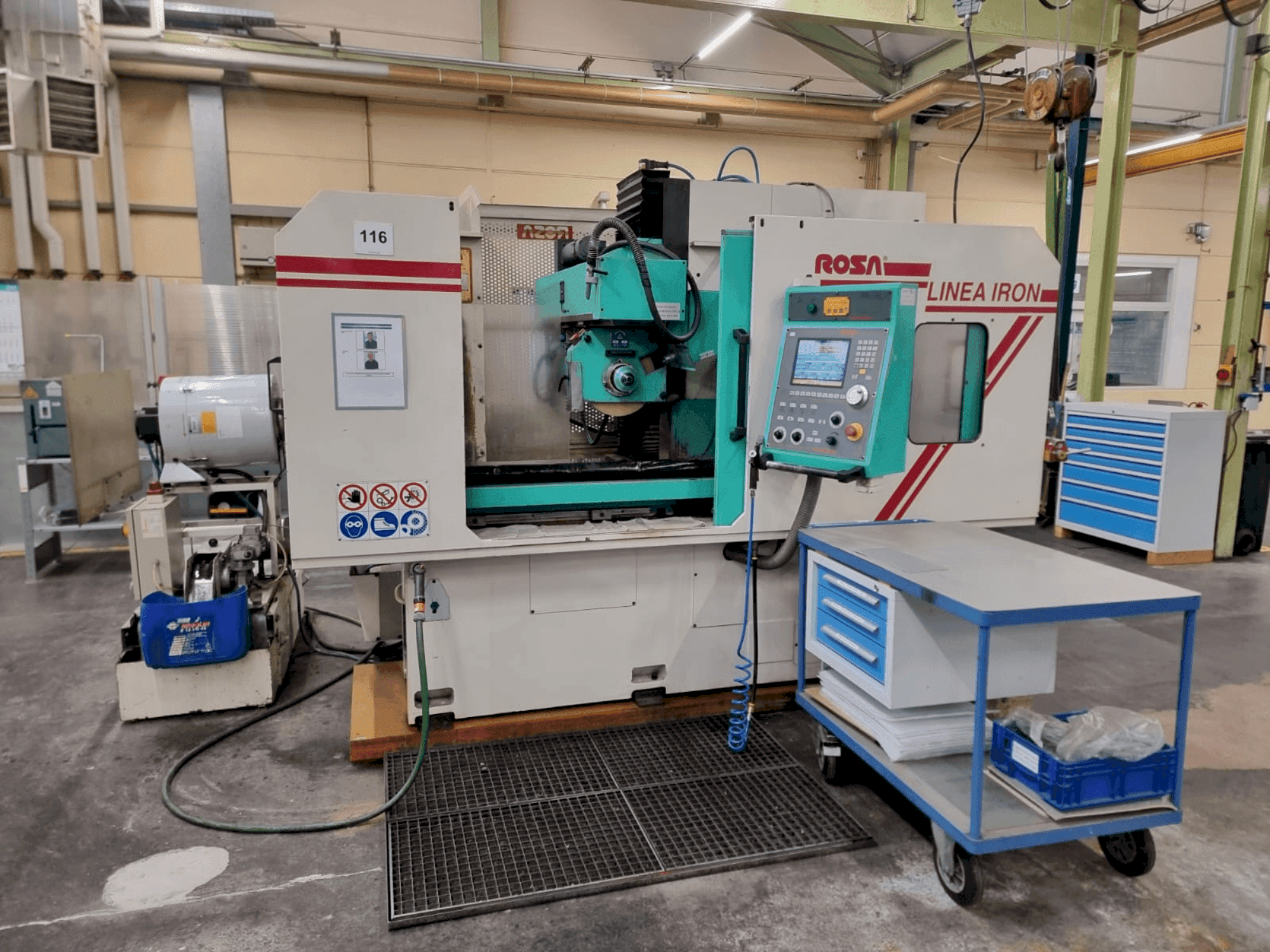 Čelní pohled  na ROSA ERMANDO IRON 08.6  stroj