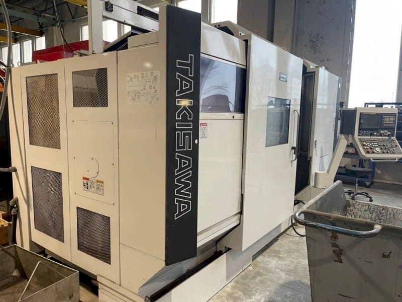 Čelní pohled  na Takisawa TMM250-M3  stroj