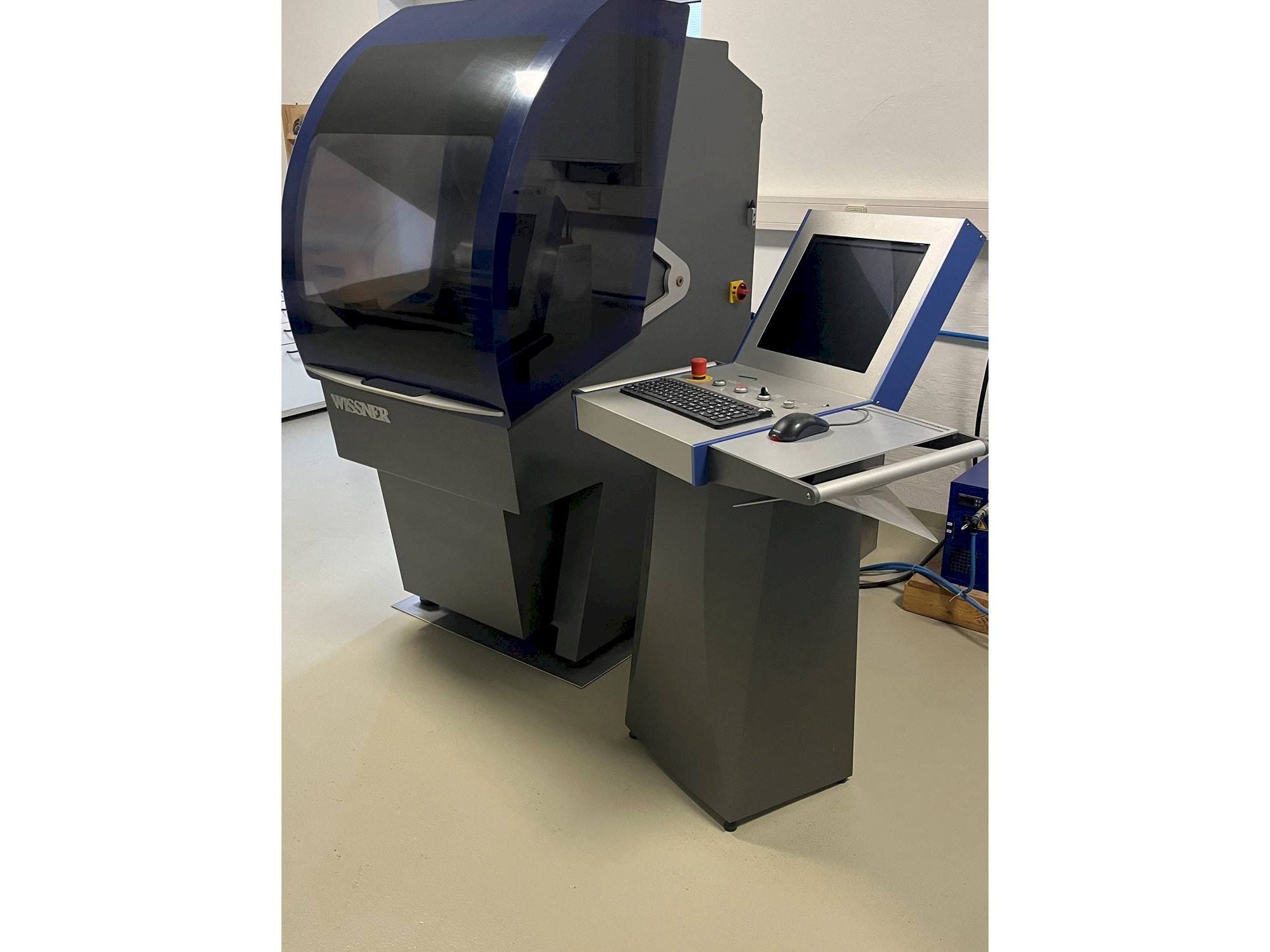 Čelní pohled  na WISSNER Gamma 202  stroj