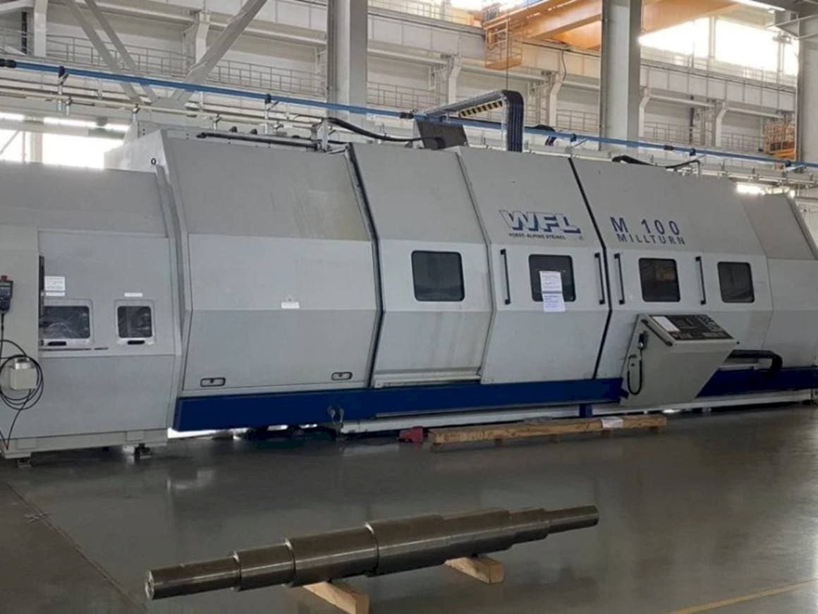 Čelní pohled  na WFL  M 100  stroj