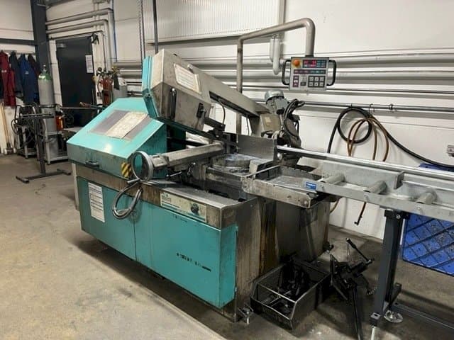 Čelní pohled  na BERG & SCHMID GBS 280 VA-i  stroj