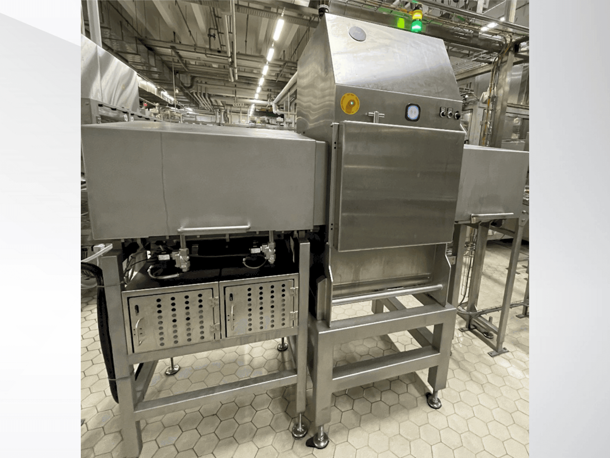 Čelní pohled  na WIPOTEC SC 30  stroj