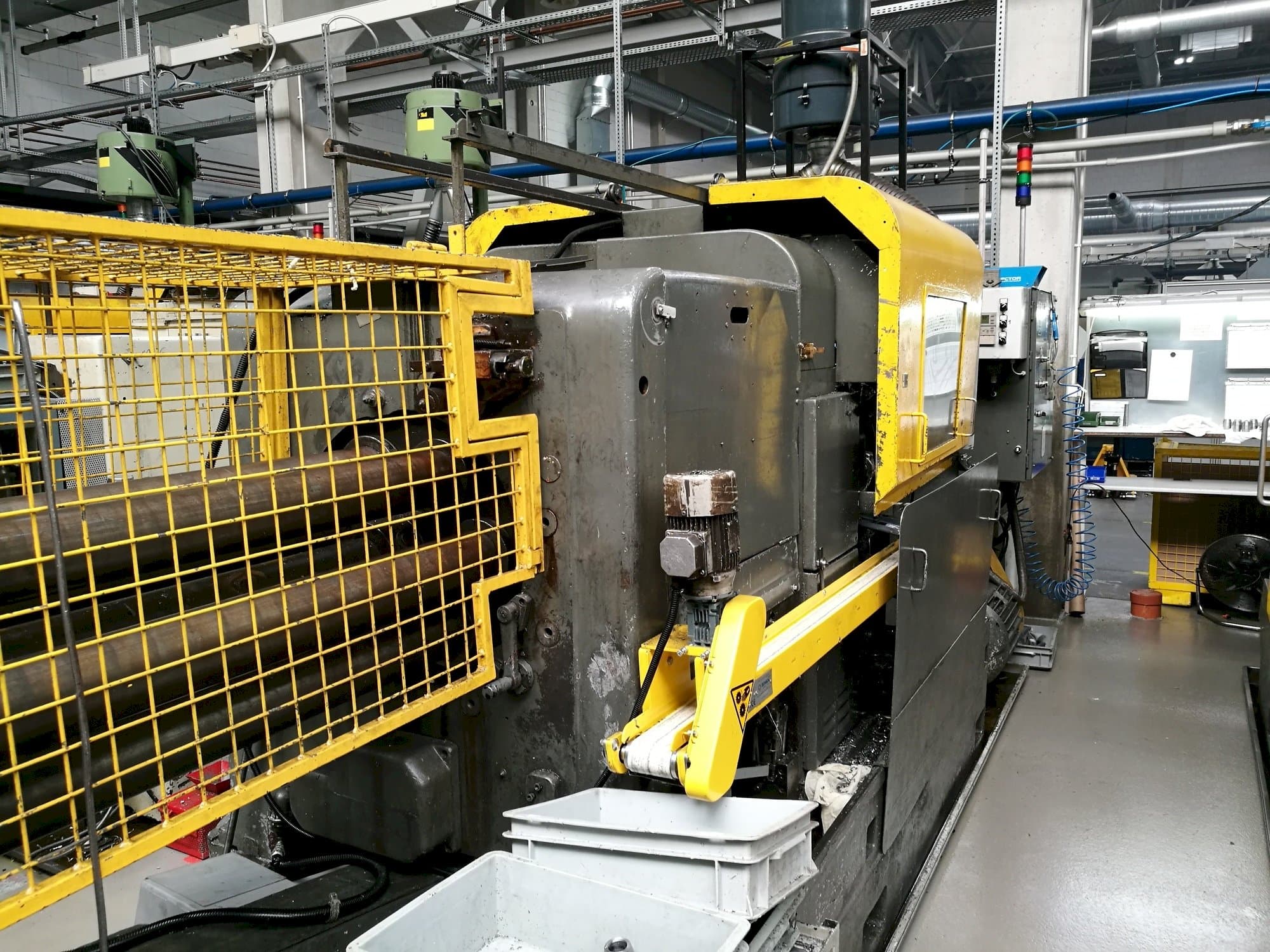 Čelní pohled  na Wickman 2  1/4"-6  stroj