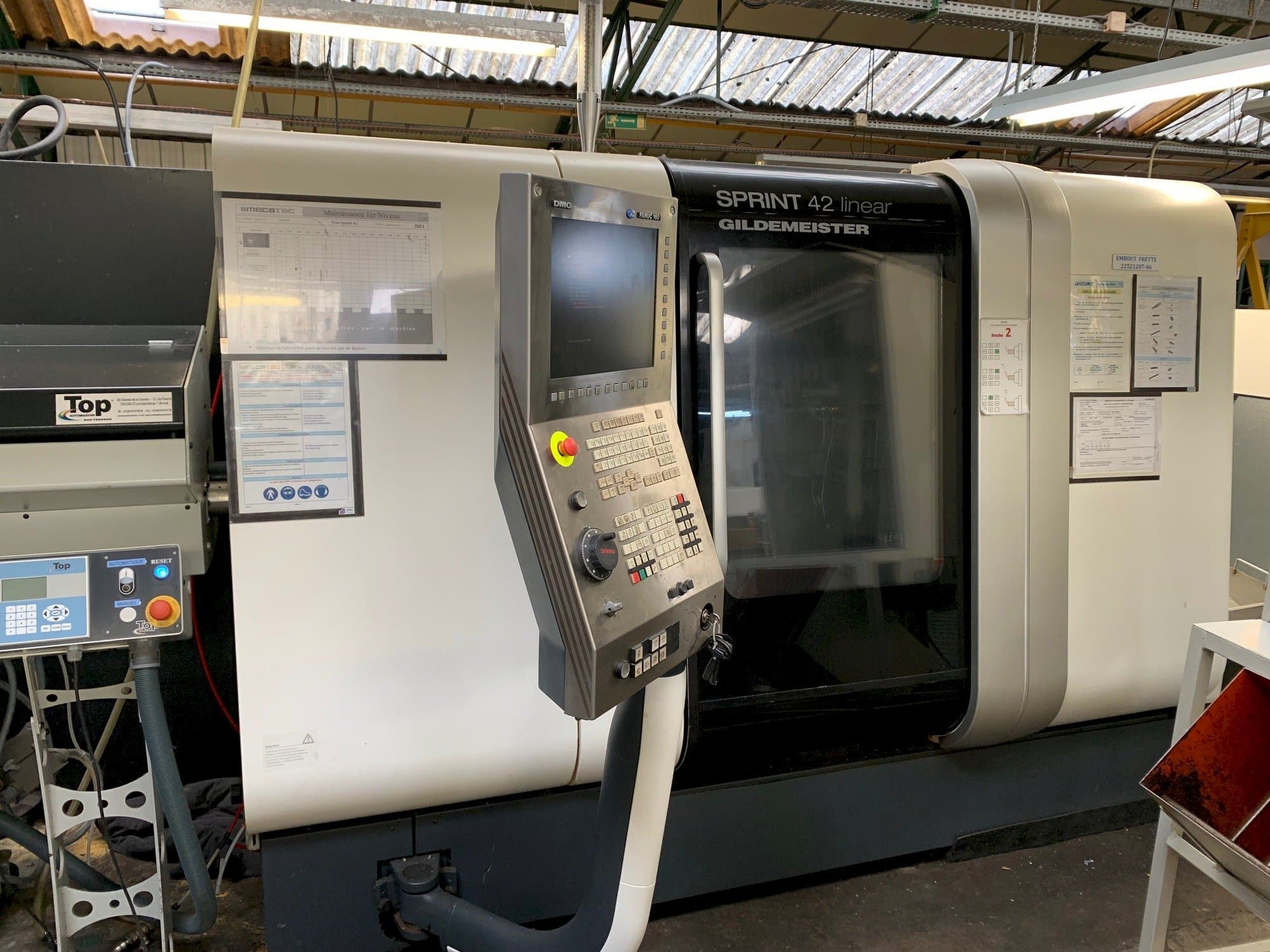 Čelní pohled  na DMG SPRINT 42 linear  stroj