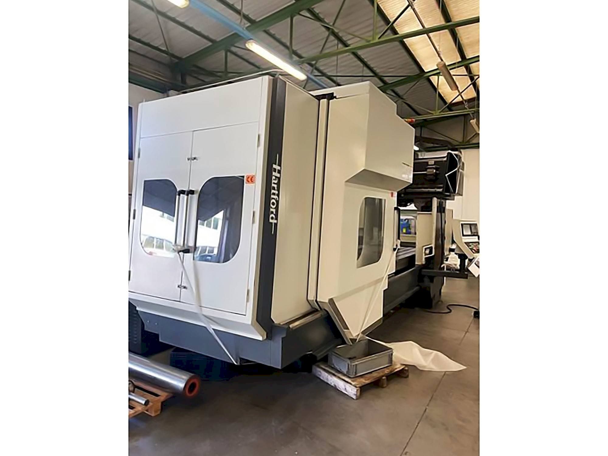 Čelní pohled  na HARTFORD HEP - 3150  stroj