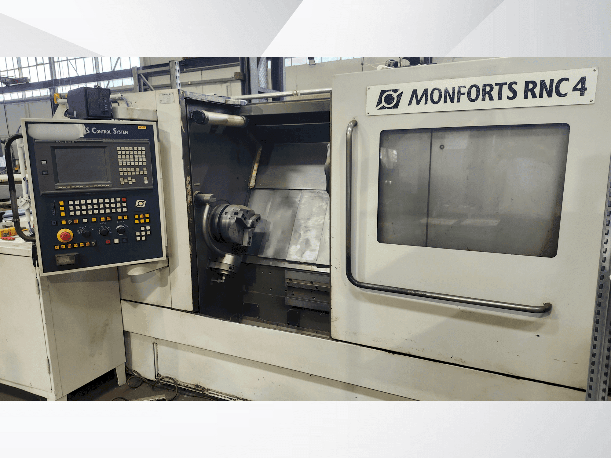 Čelní pohled  na Monforts RNC 4  stroj