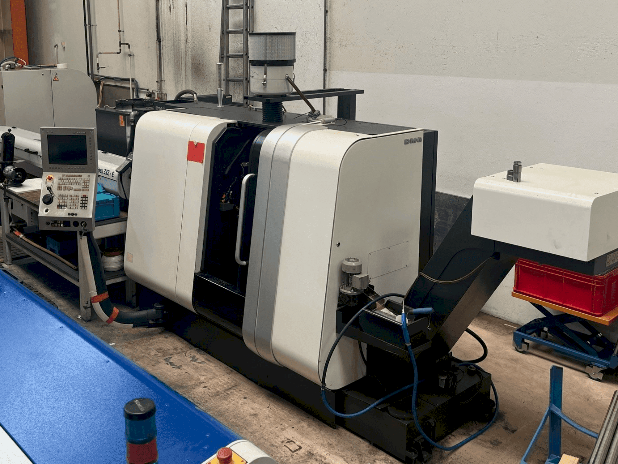 Čelní pohled  na Gildemeister Sprint 20-8  stroj