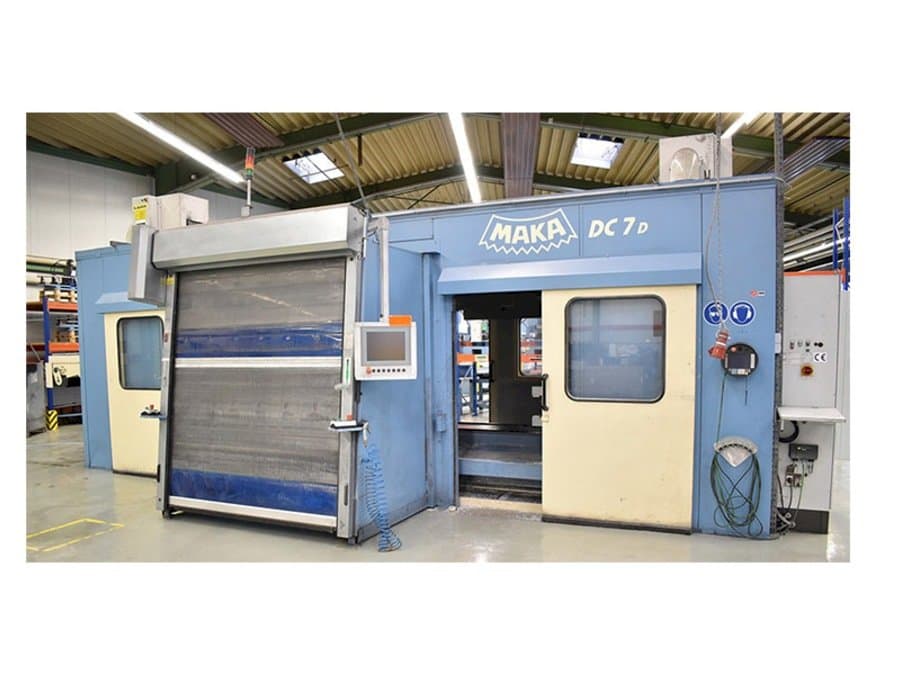 Čelní pohled  na MAKA DC 7 D  stroj