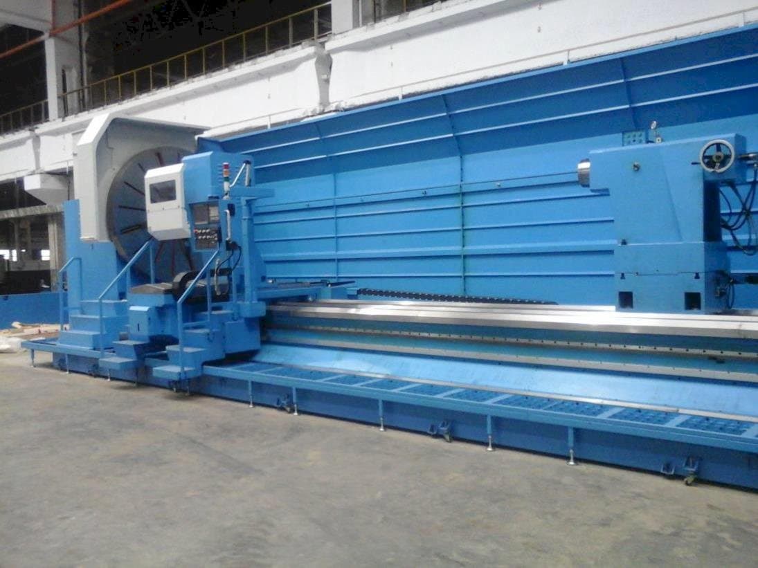 Čelní pohled  na Takang FB100Nx7600  stroj