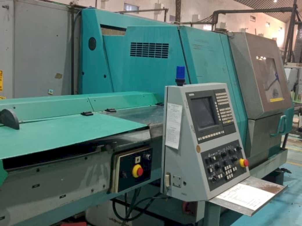 Čelní pohled  na Index G200  stroj