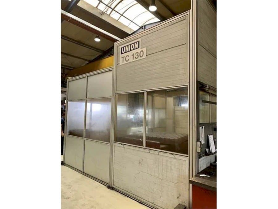 Čelní pohled  na UNION TC 130  stroj