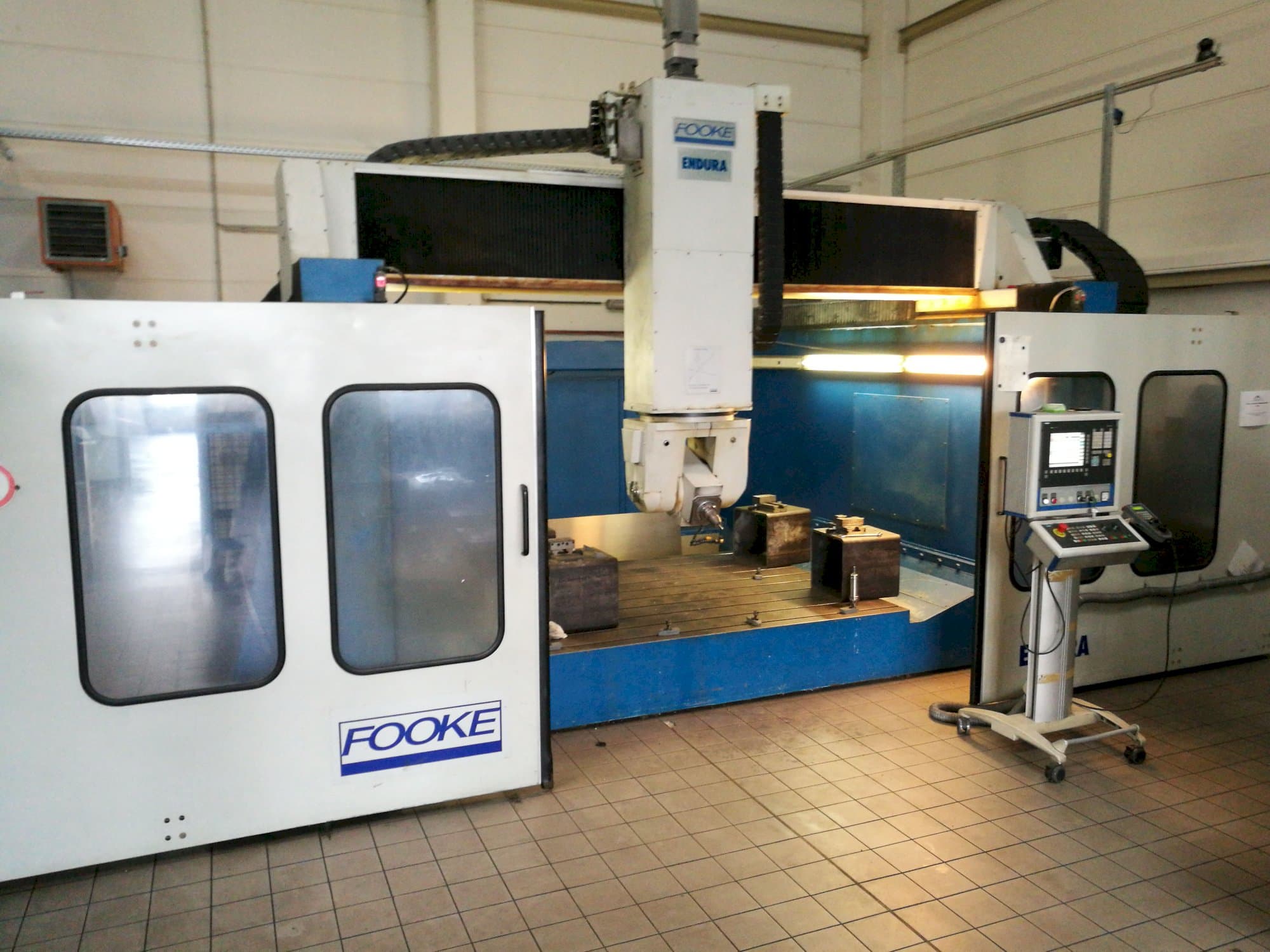 Čelní pohled  na FOOKE ENDURA 5-20/25/07/5-30 stroj