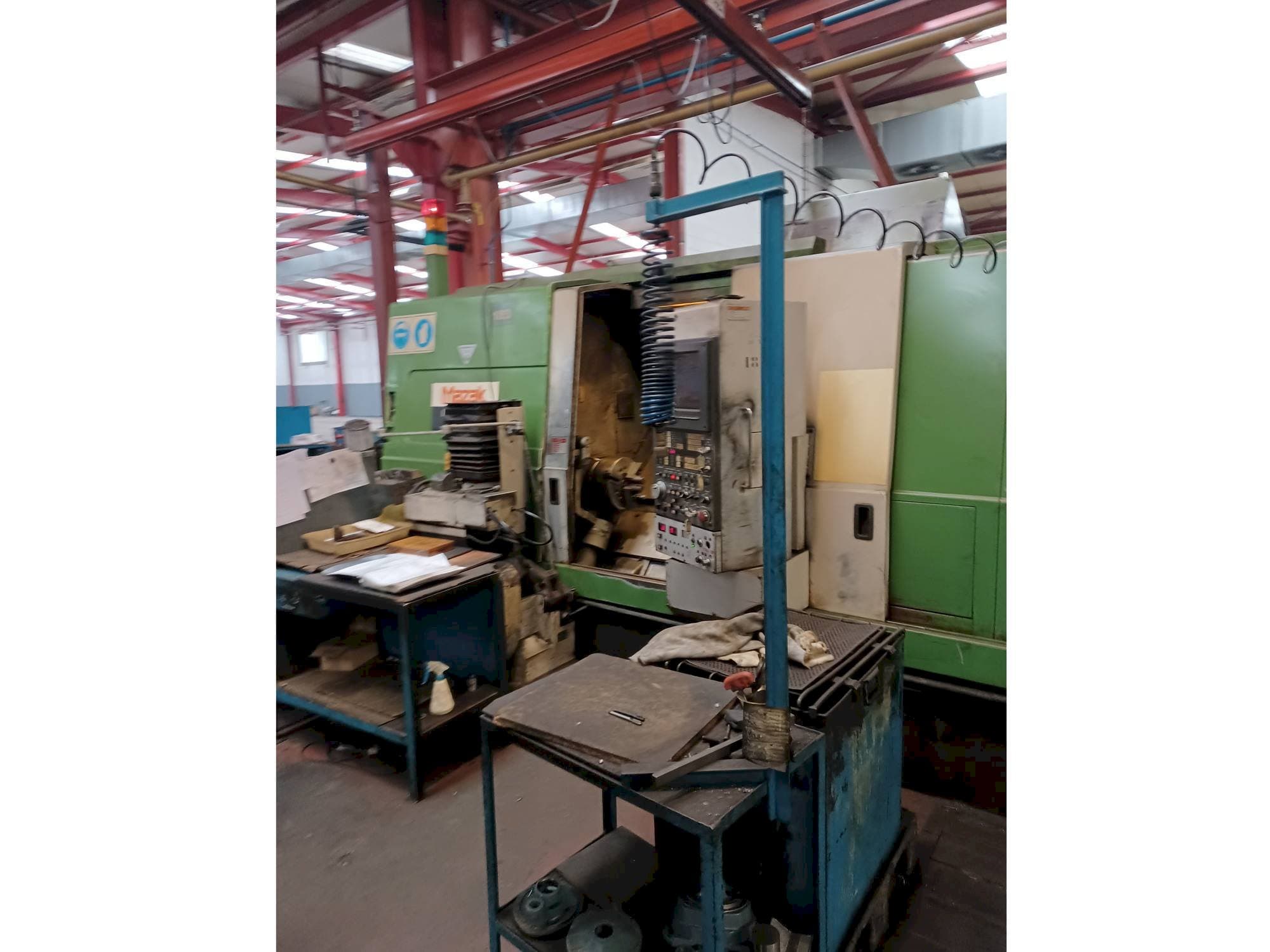 Čelní pohled  na Mazak Integrex 40 ATC M/C  stroj