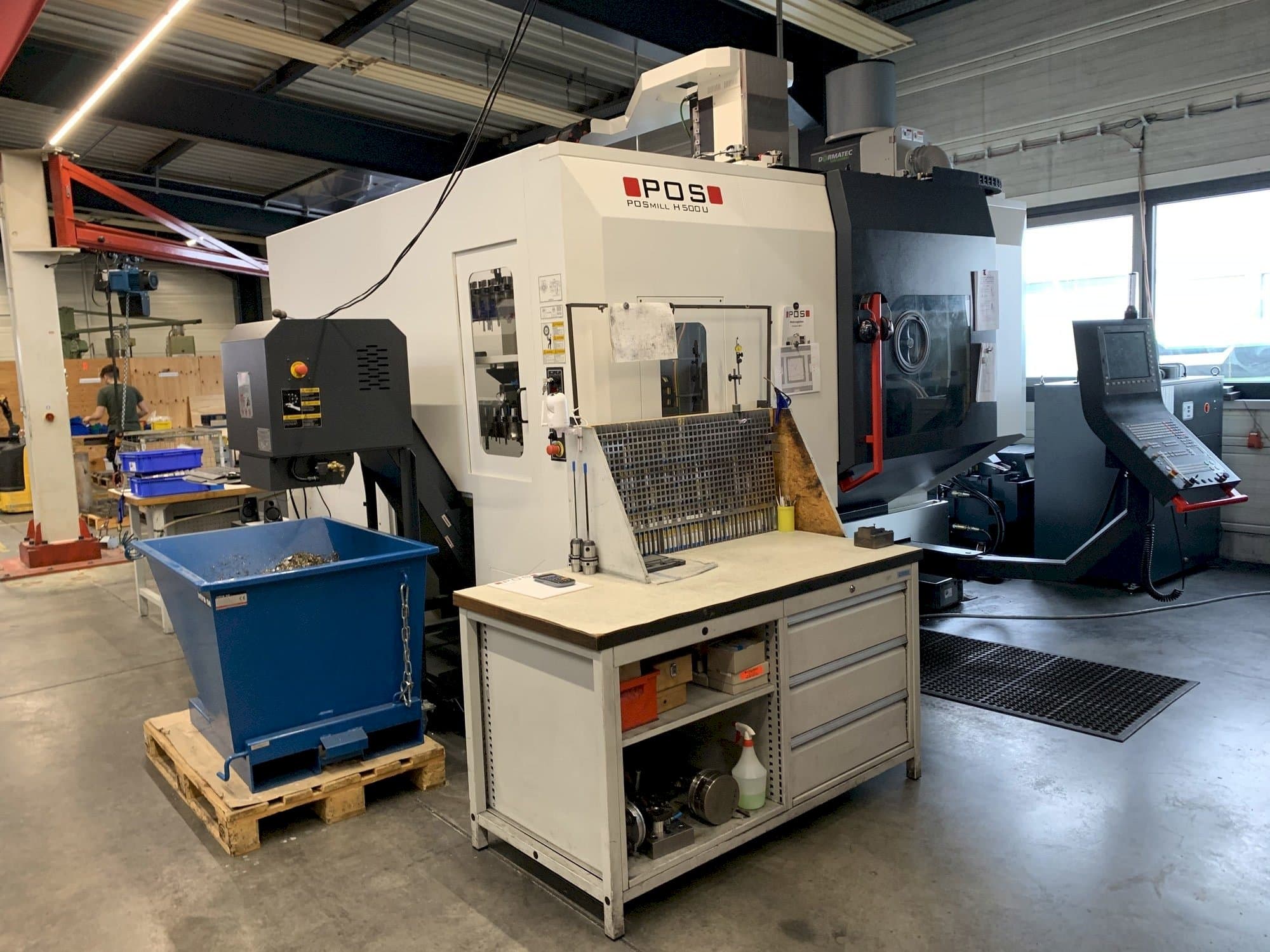 Čelní pohled  na POSmill H 500 U  stroj