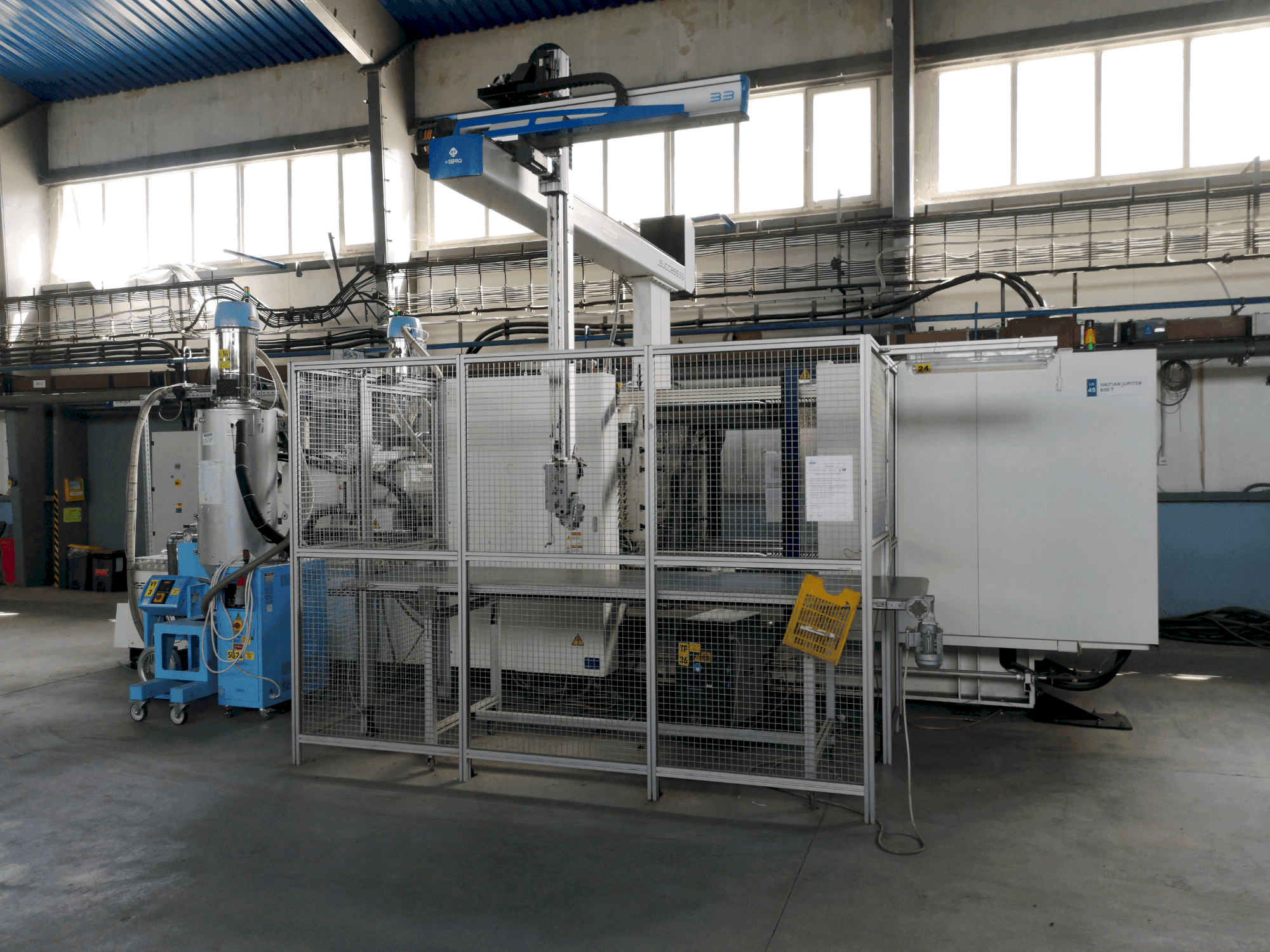 Čelní pohled  na HAITIAN Jupiter 650 II  stroj