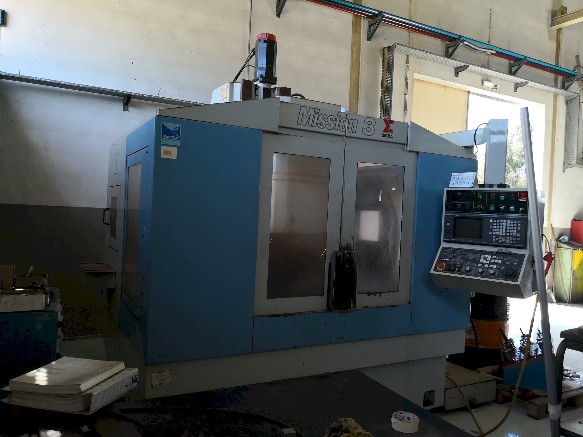 Čelní pohled  na Sigma Mission 3  stroj