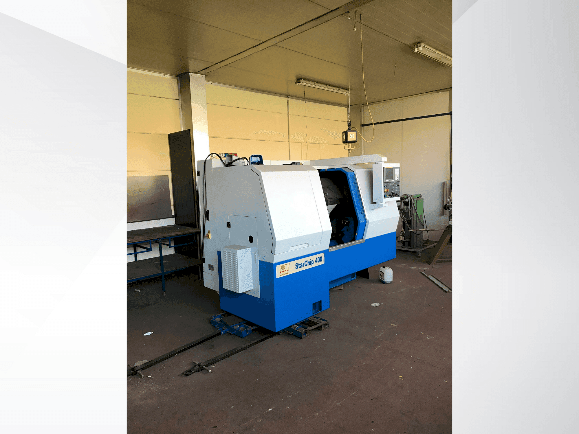 Čelní pohled  na KNUTH Starship 400  stroj