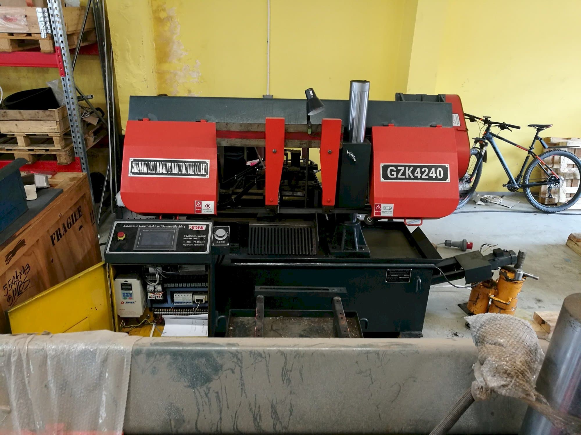 Čelní pohled  na NDNL GZK4240  stroj