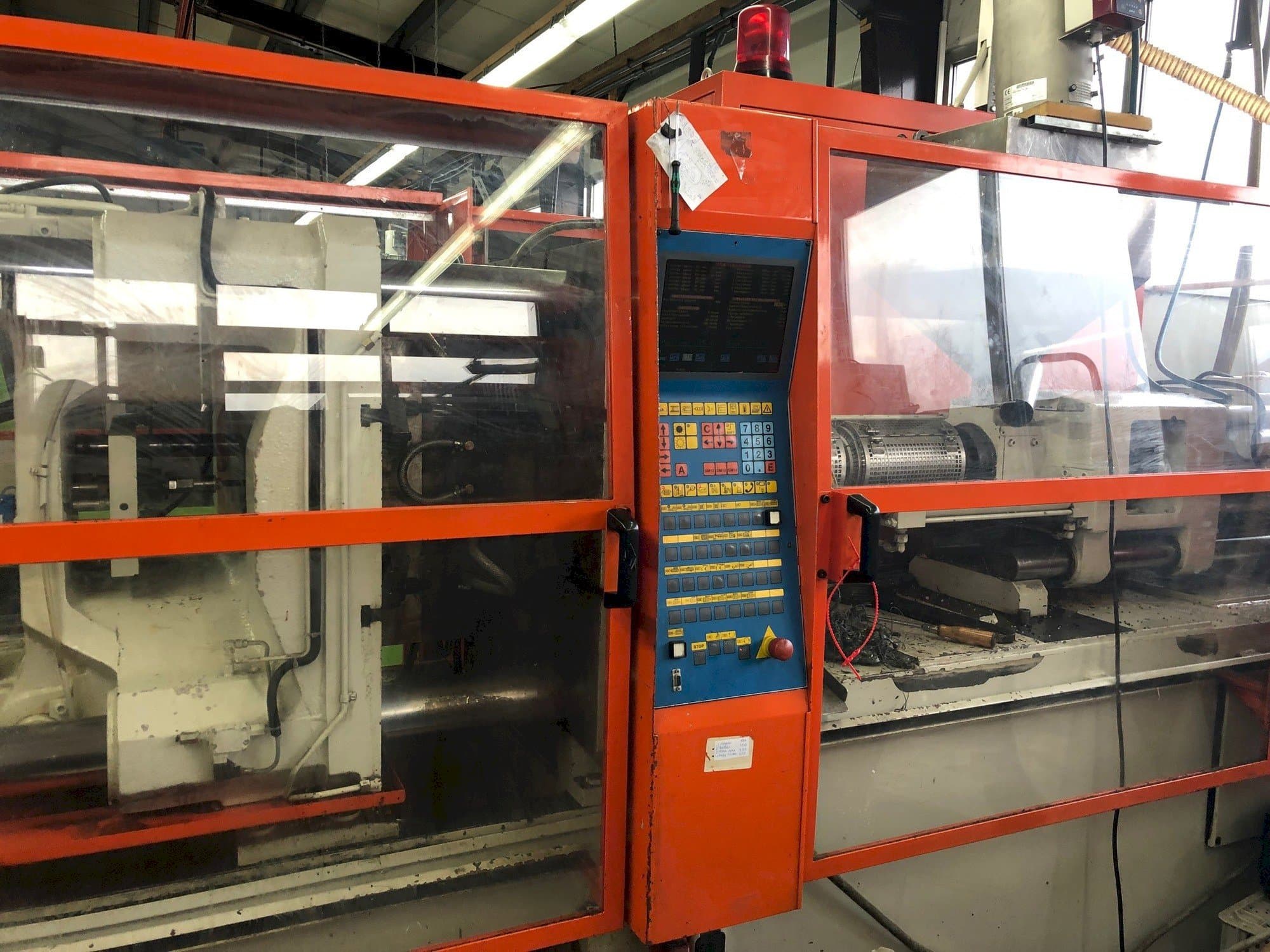 Čelní pohled  na MIR RMP 200  stroj