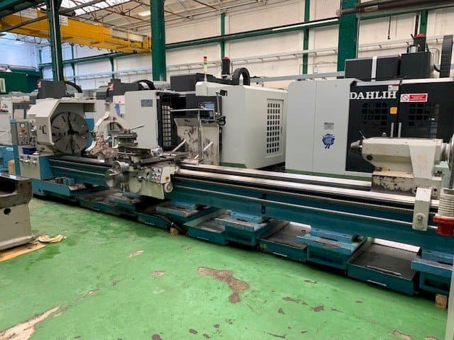 Čelní pohled  na Poreba TPK 80x5000  stroj