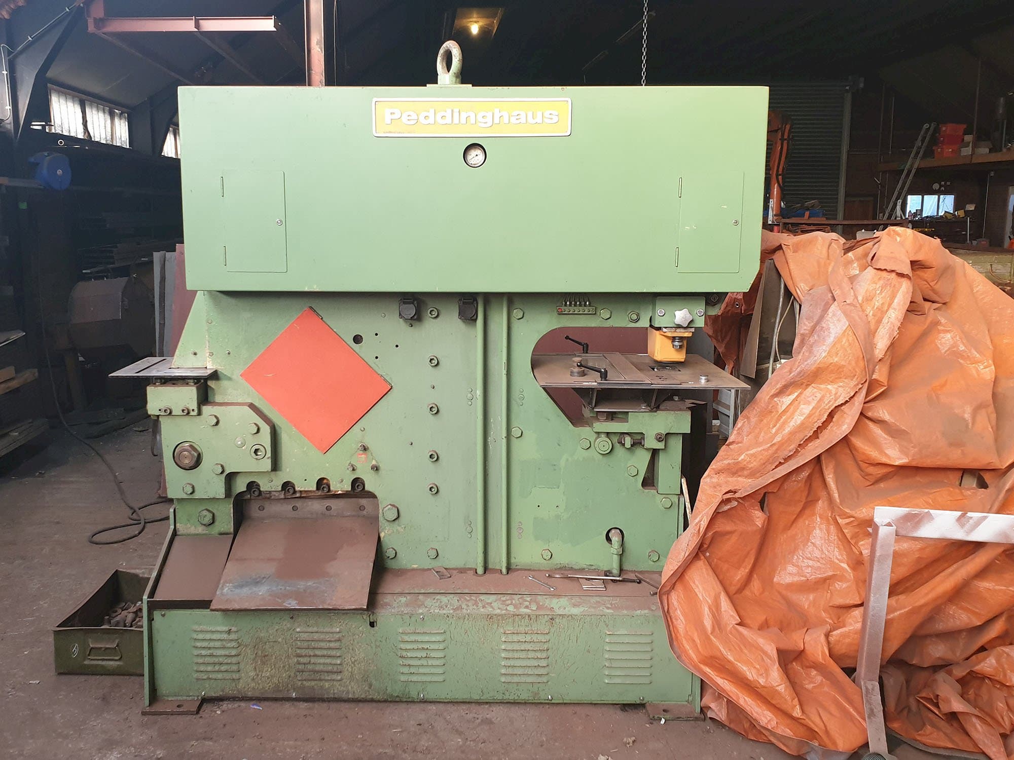 Čelní pohled  na Peddinghaus Peddimaster 110/170 stroj