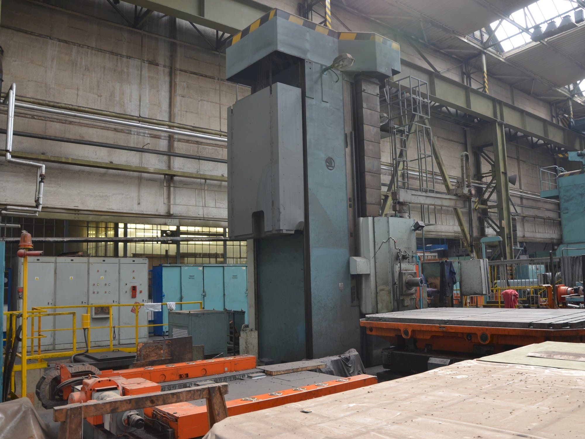 Levý boční pohled  na SKODA W 180NC  stroj