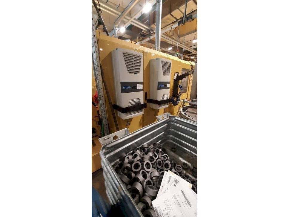 Čelní pohled  na TAJMAC-ZPS SAL 100/4  stroj