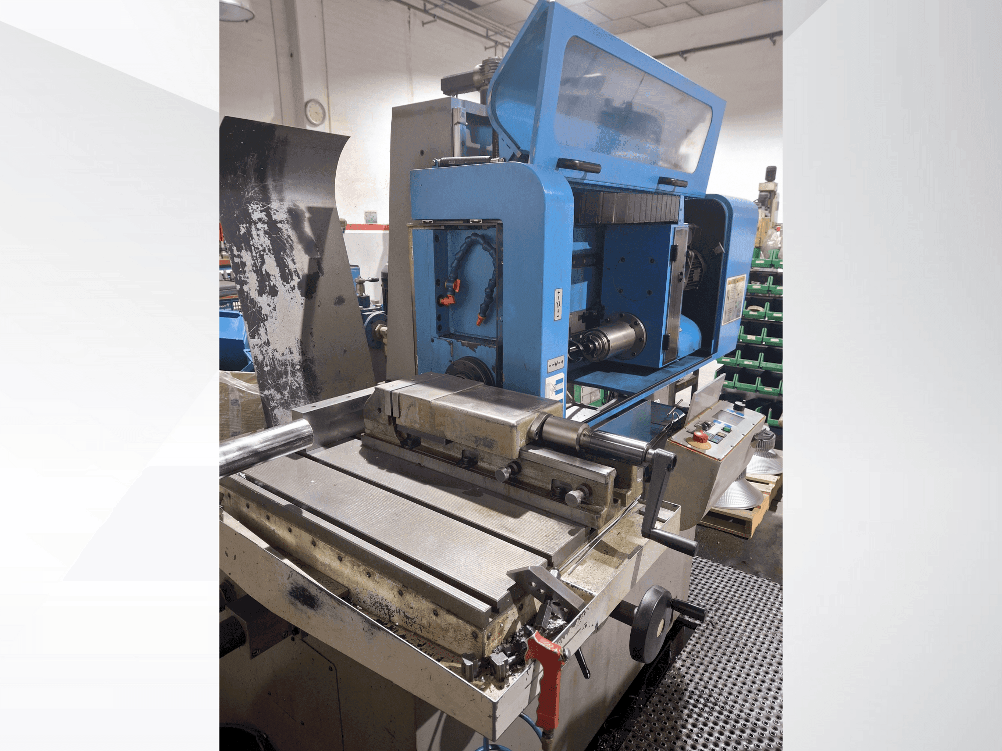 Čelní pohled  na IXION TL 1.1  stroj