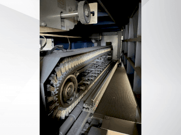 Čelní pohled  na LISSMAC SBM-M 1500 B2  stroj
